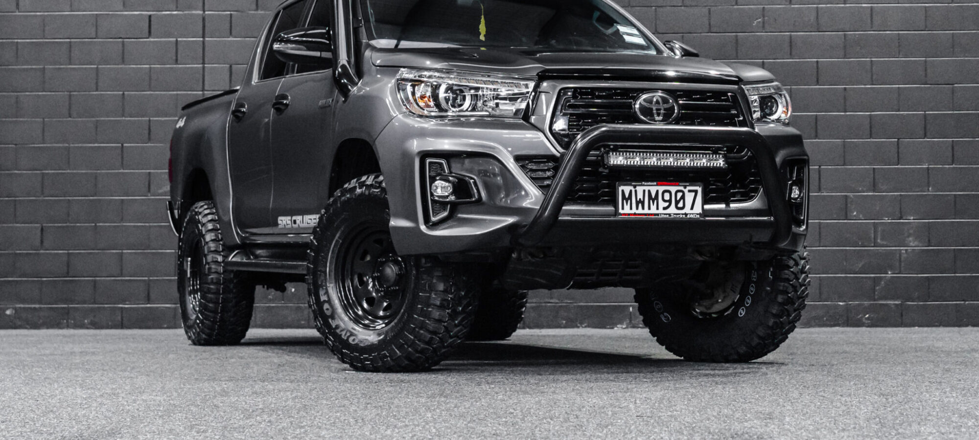 Vehicle Gallery Image