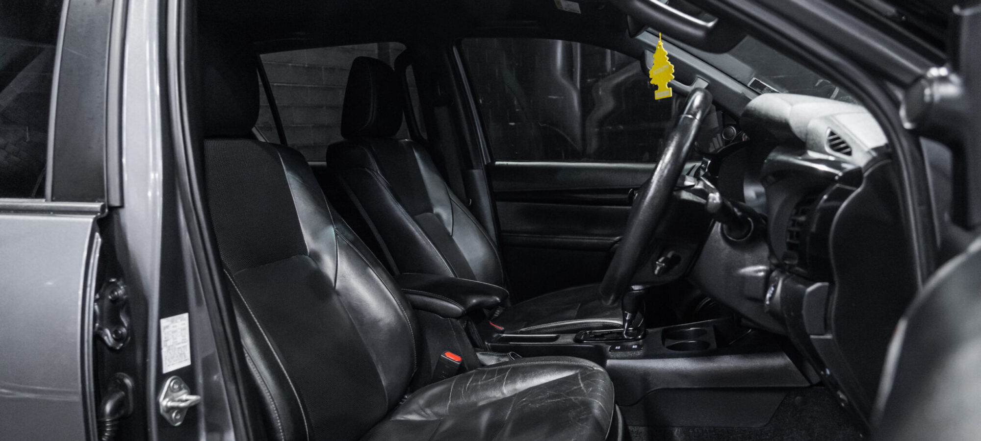 Vehicle Gallery Image