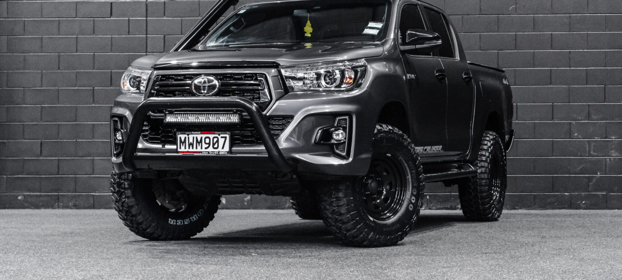 Vehicle Gallery Image