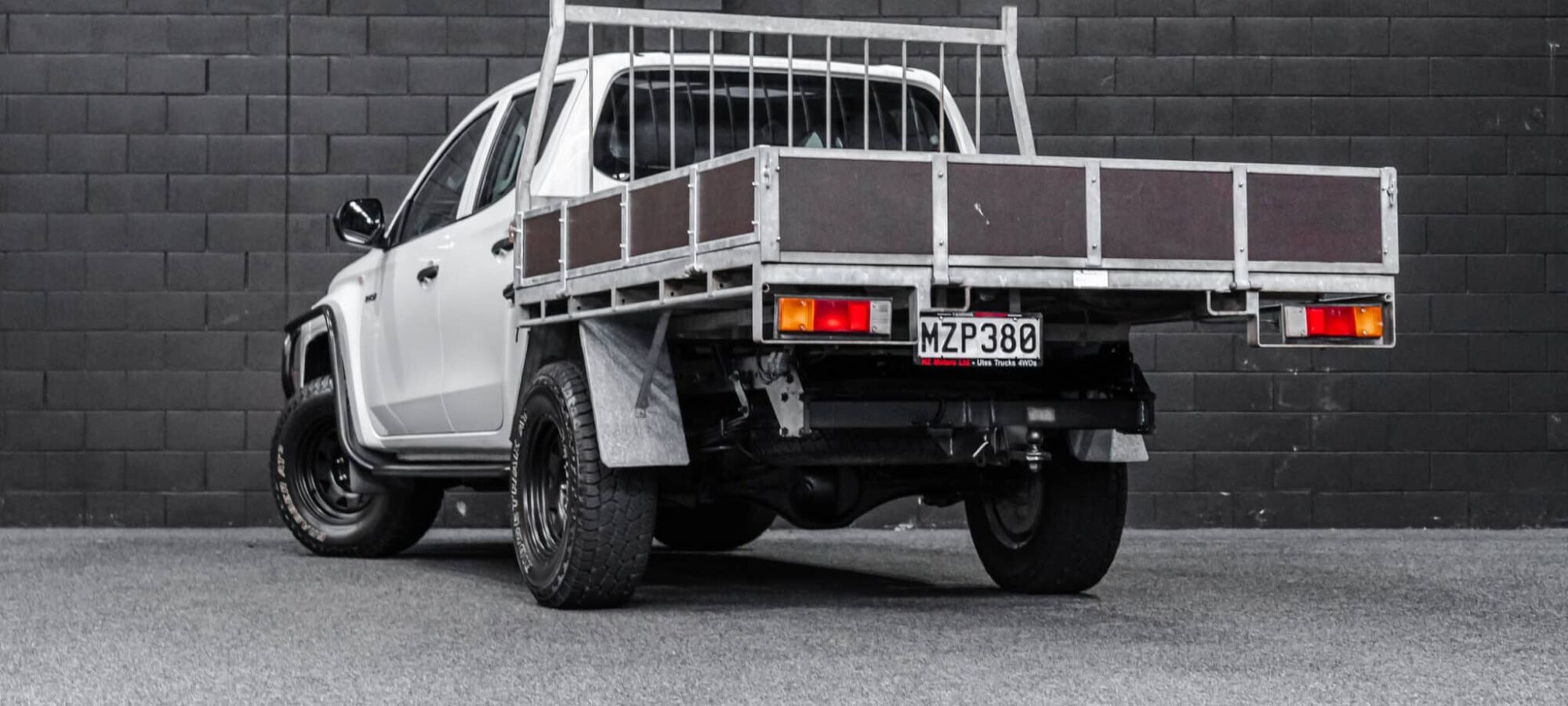 Vehicle Gallery Image