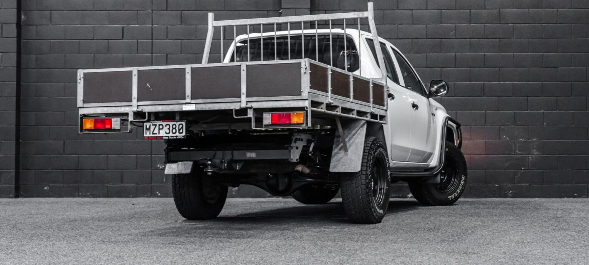 Vehicle Gallery Image