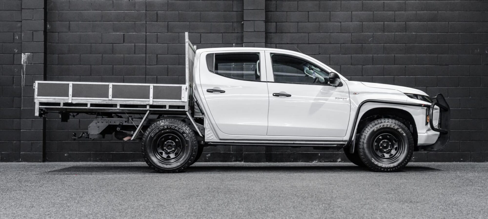 Vehicle Gallery Image