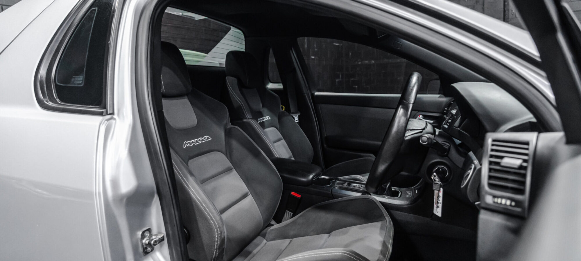 Vehicle Gallery Image