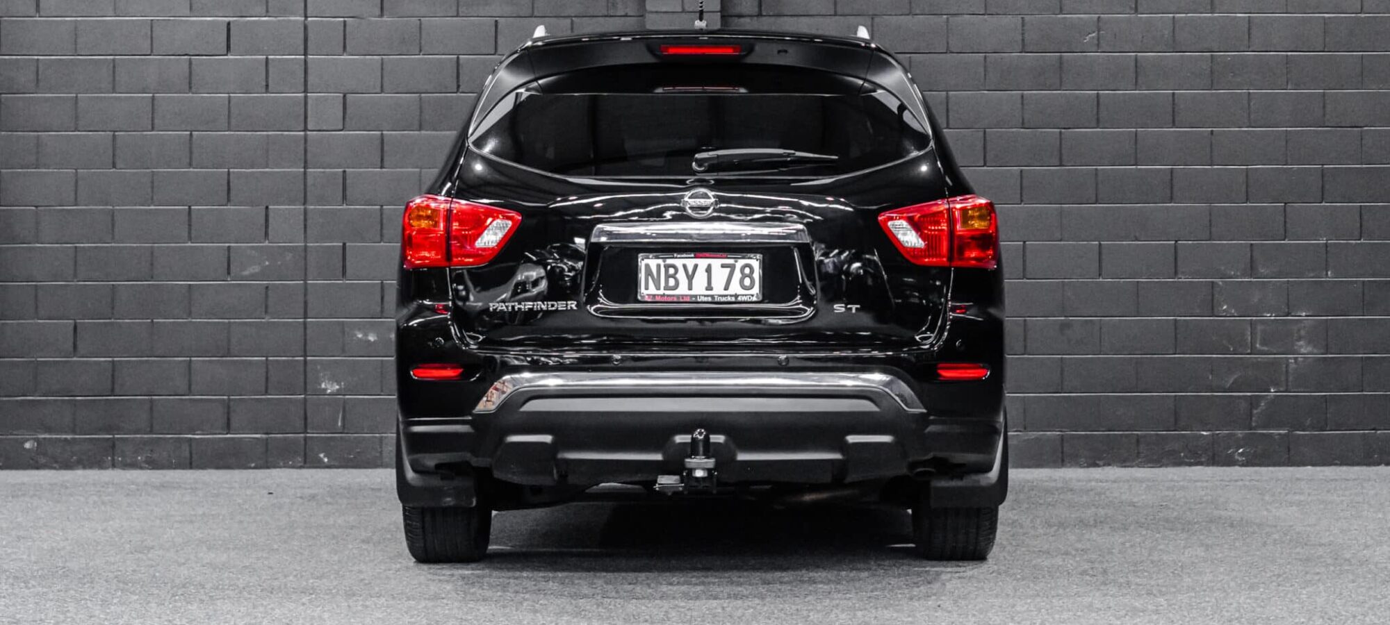 Vehicle Gallery Image