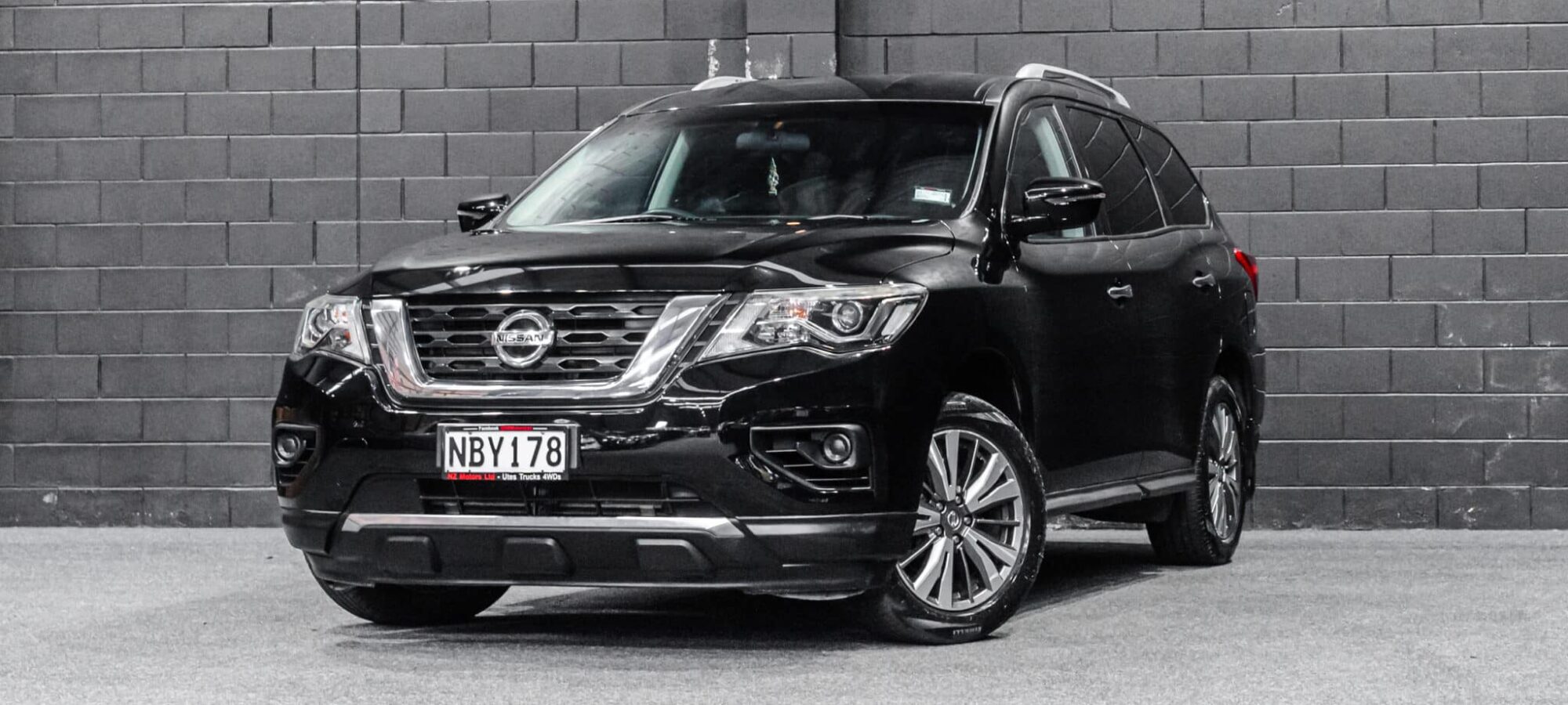 Vehicle Gallery Image