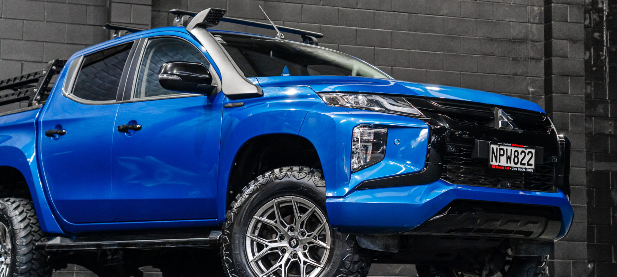 Vehicle Gallery Image