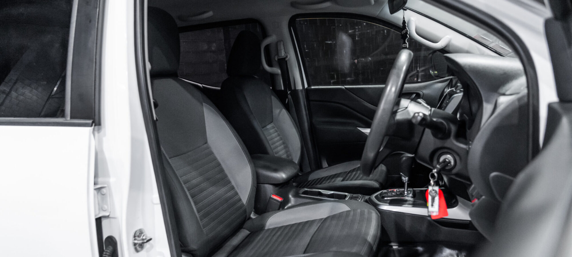 Vehicle Gallery Image