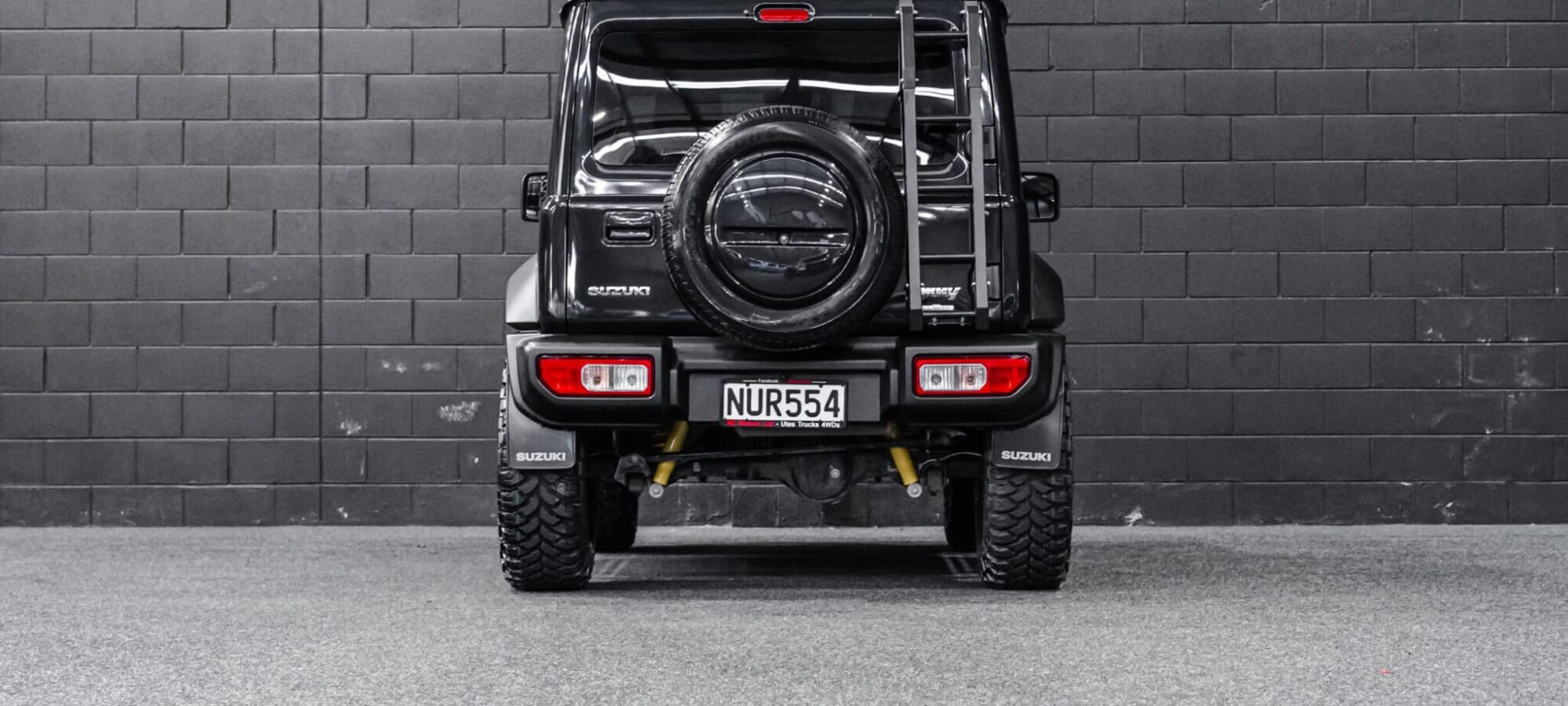 Vehicle Gallery Image