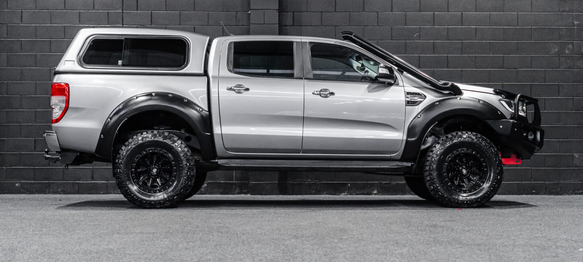 Vehicle Gallery Image