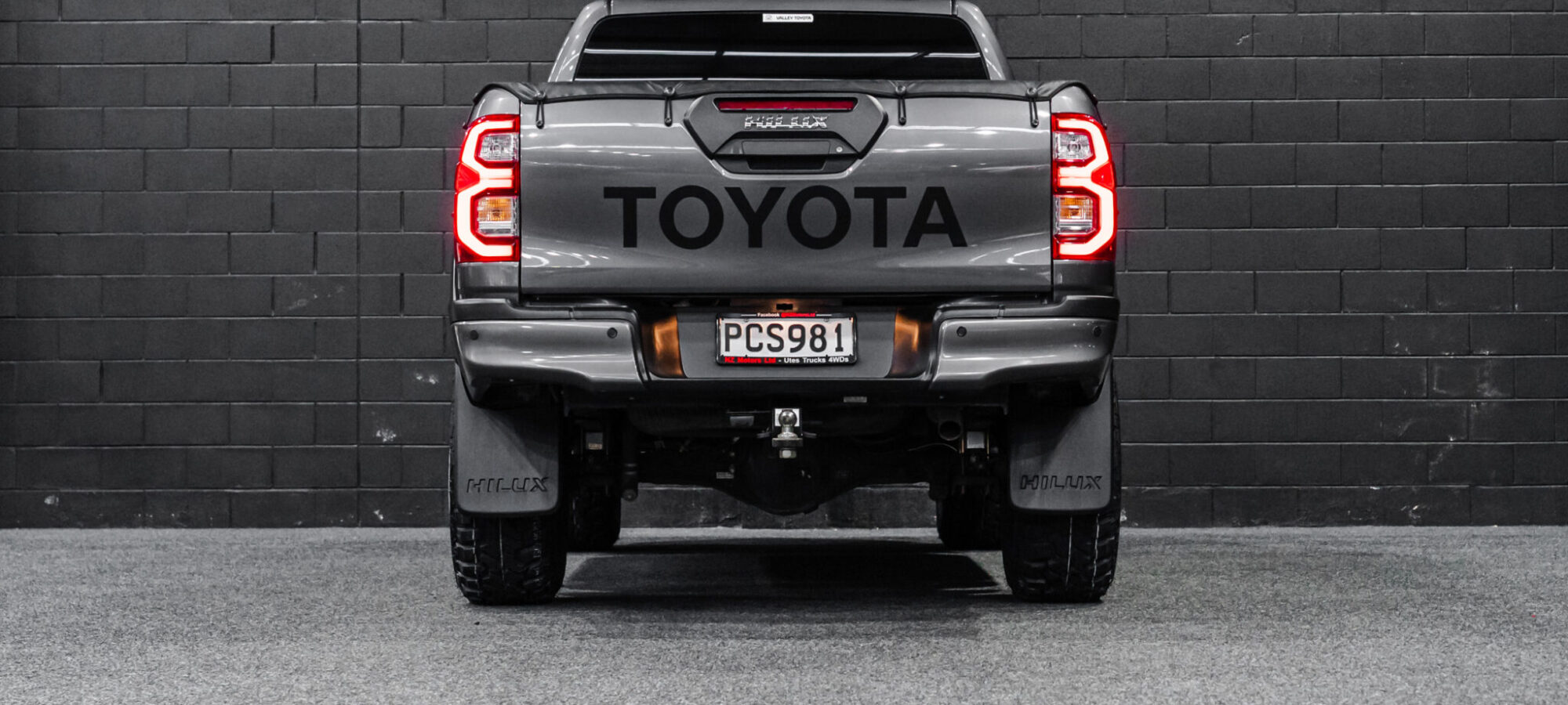 Vehicle Gallery Image