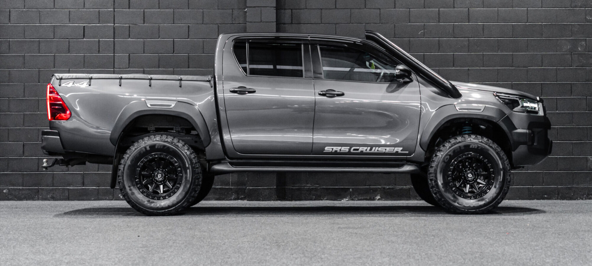 Vehicle Gallery Image