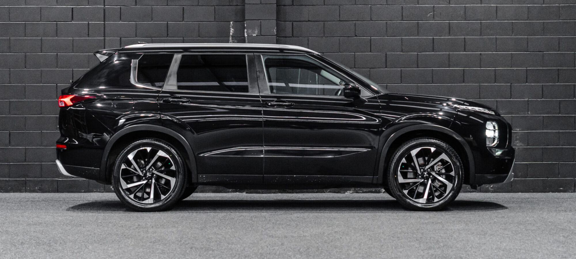 Vehicle Gallery Image