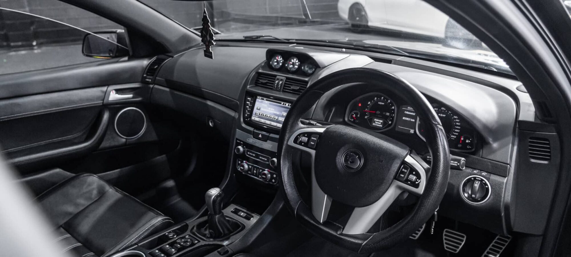 Vehicle Gallery Image