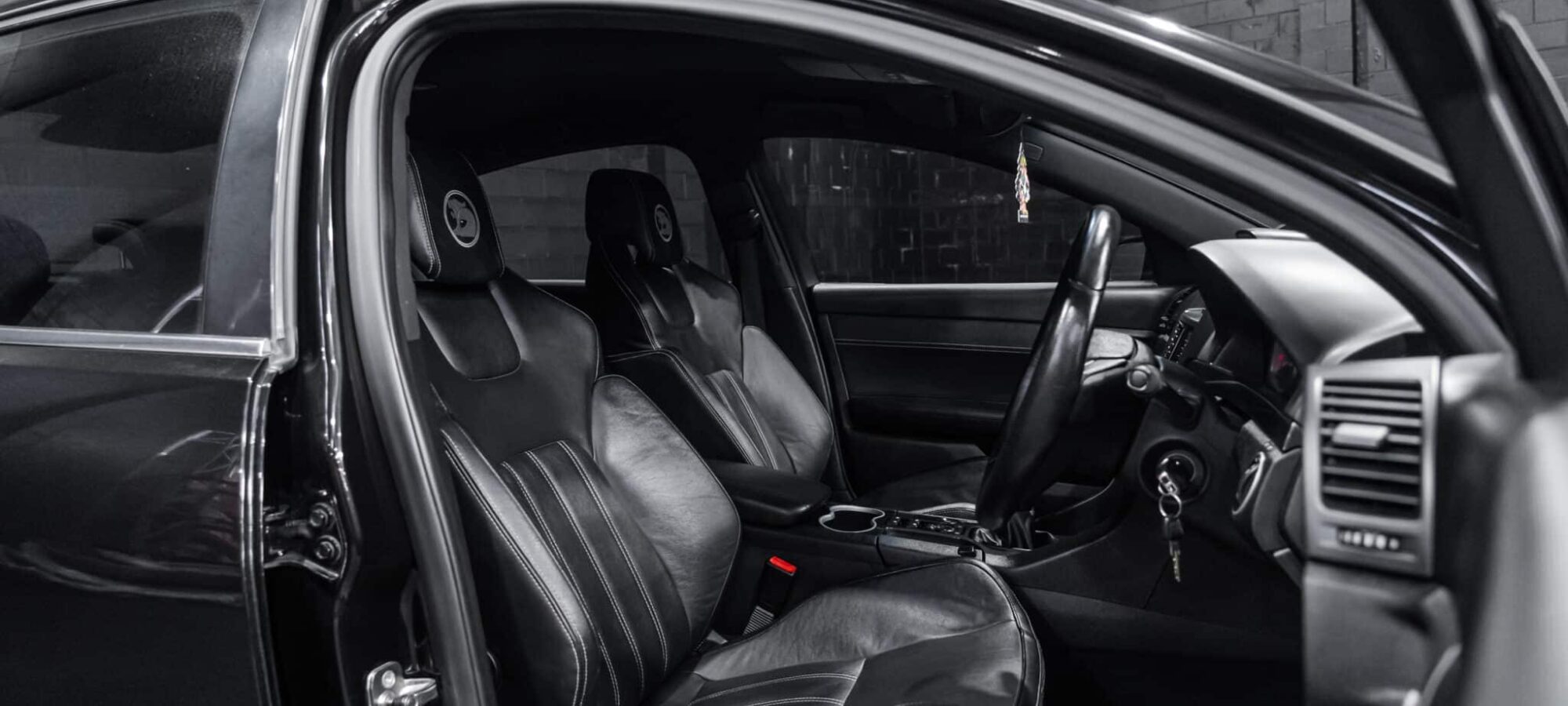 Vehicle Gallery Image