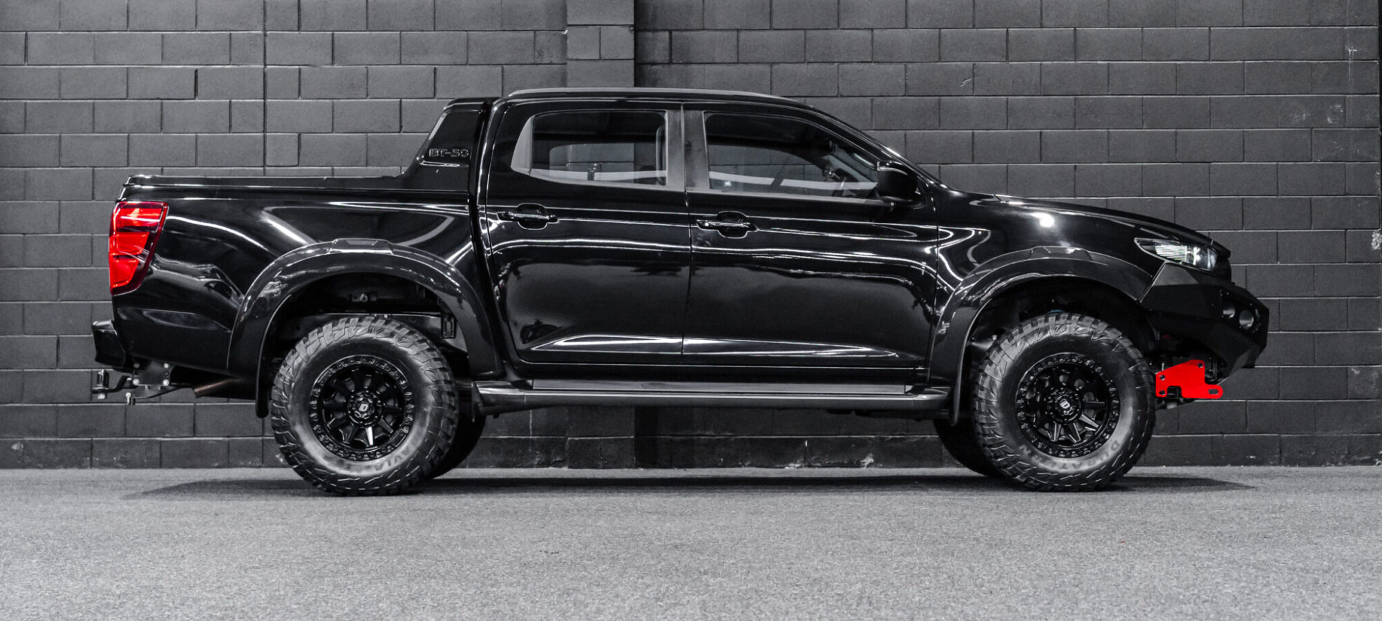 Vehicle Gallery Image