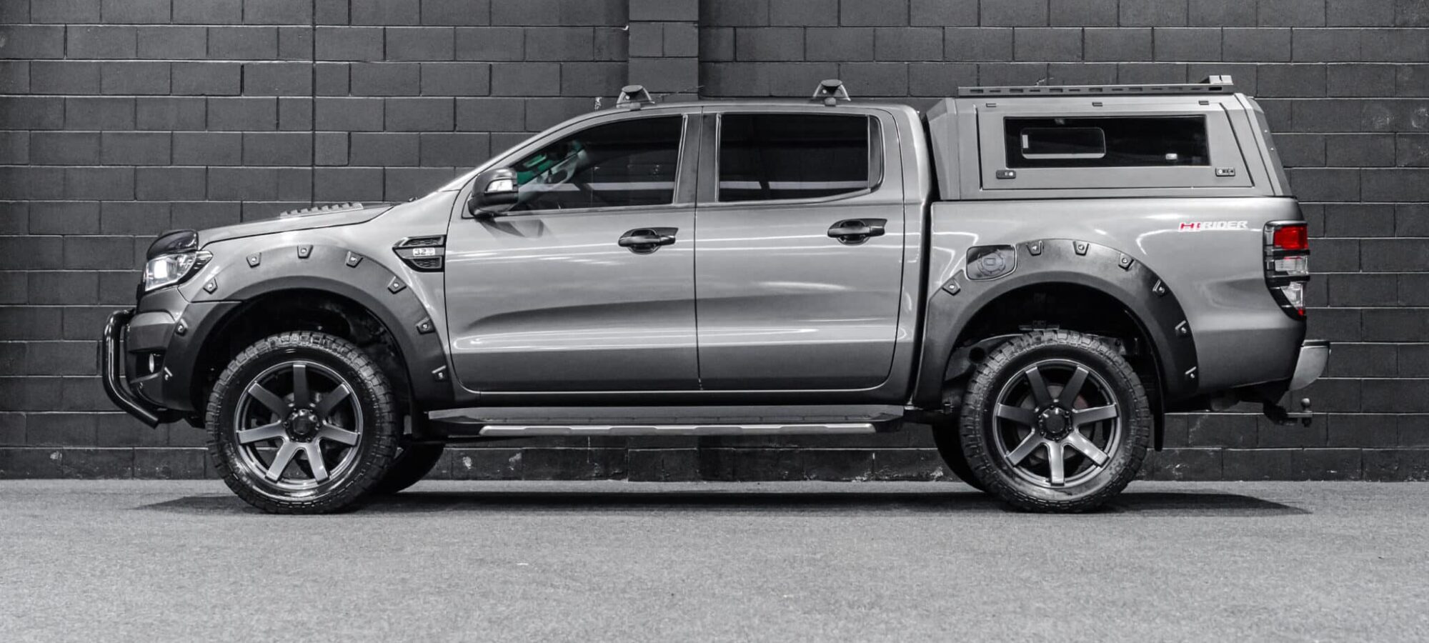 Vehicle Gallery Image