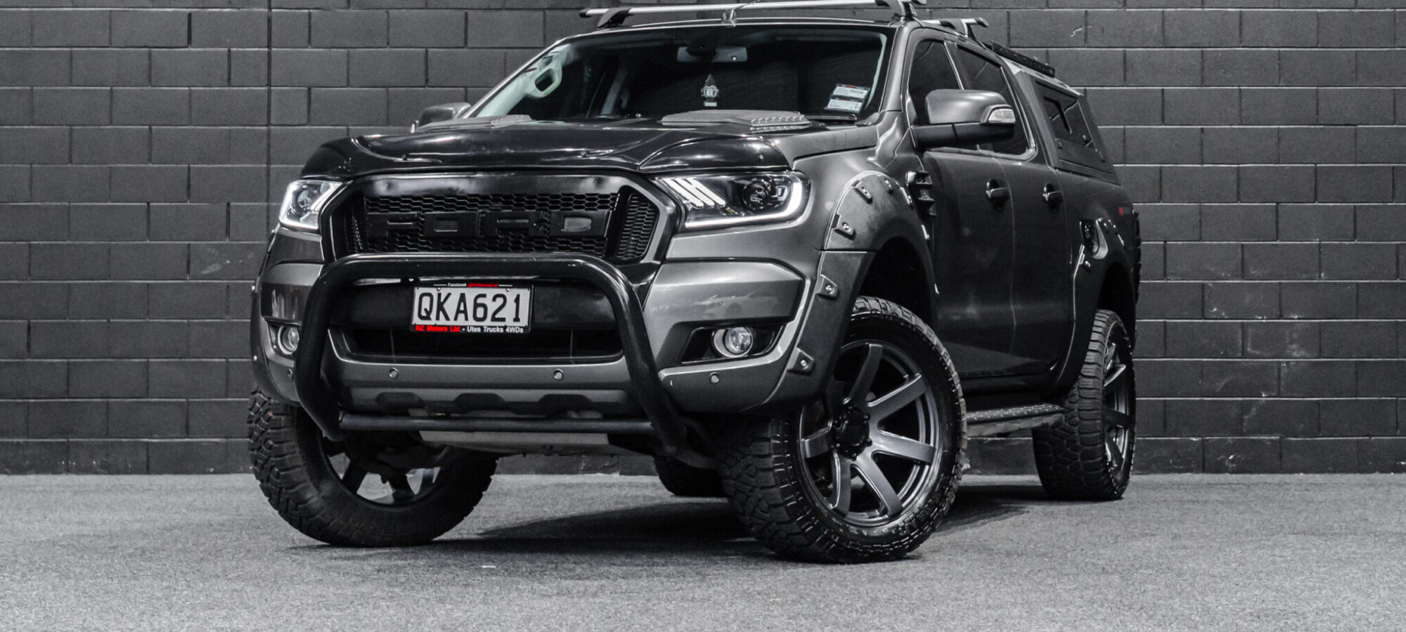 Vehicle Gallery Image