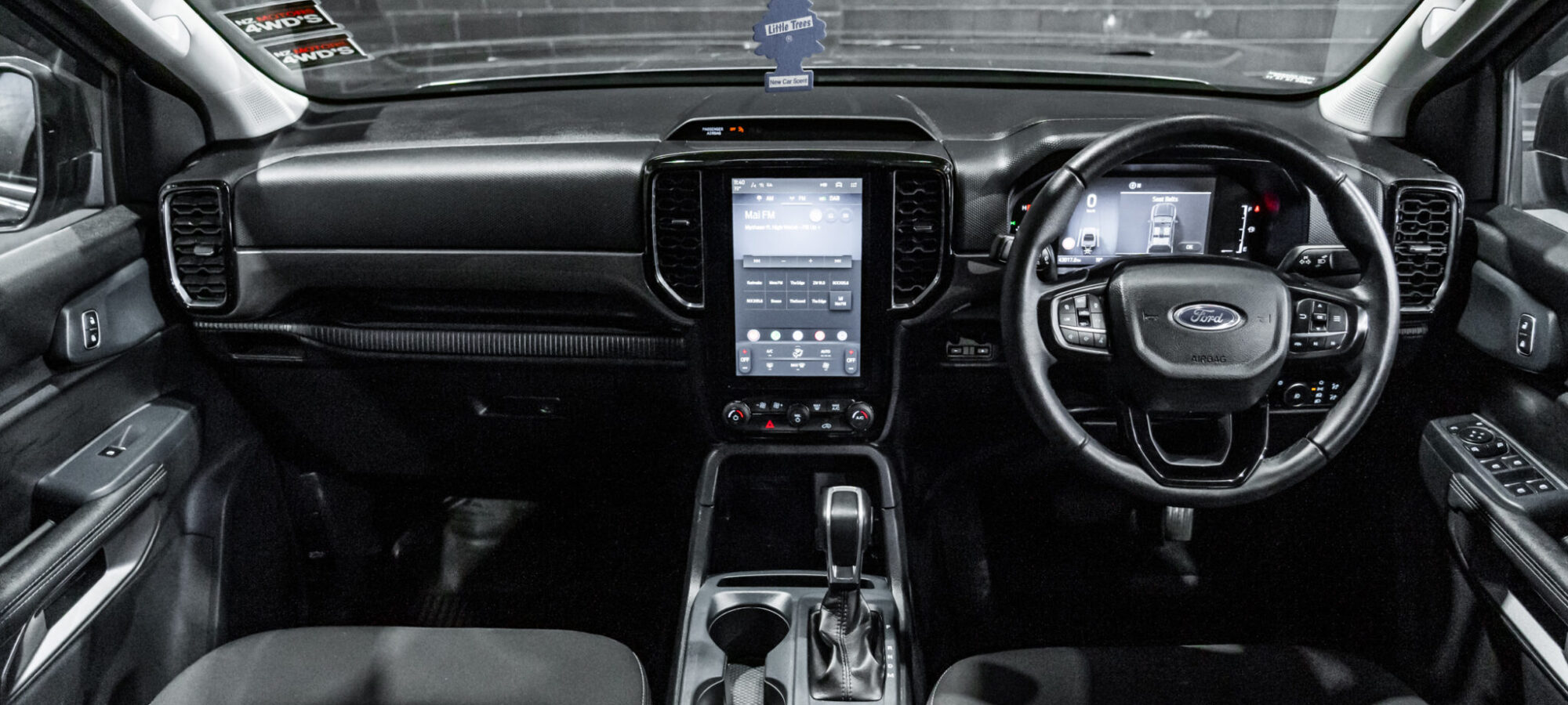 Vehicle Gallery Image