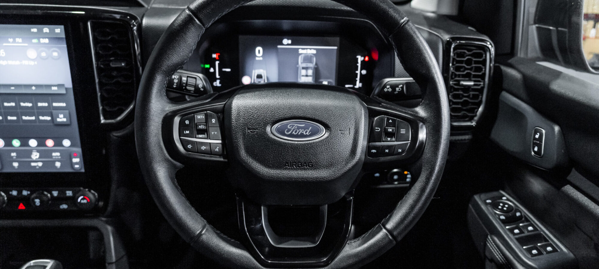 Vehicle Gallery Image