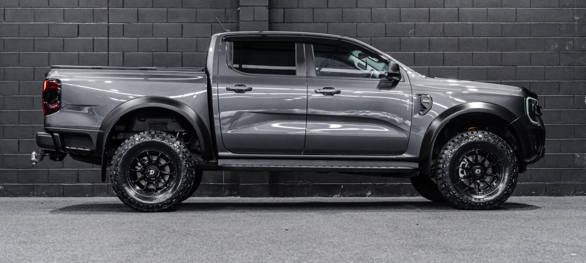 Vehicle Gallery Image