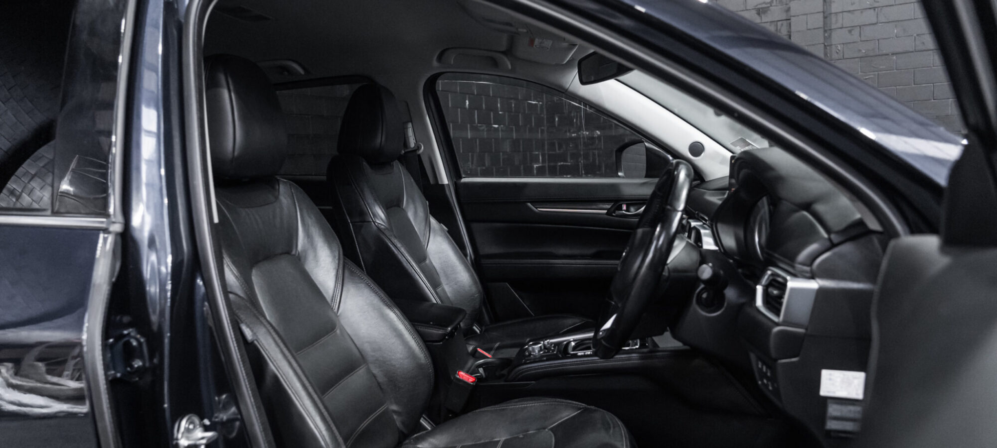 Vehicle Gallery Image