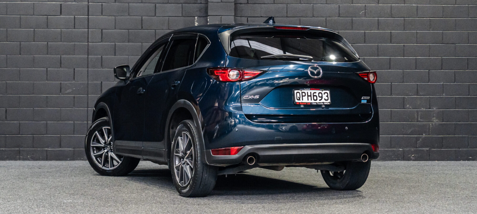 Vehicle Gallery Image