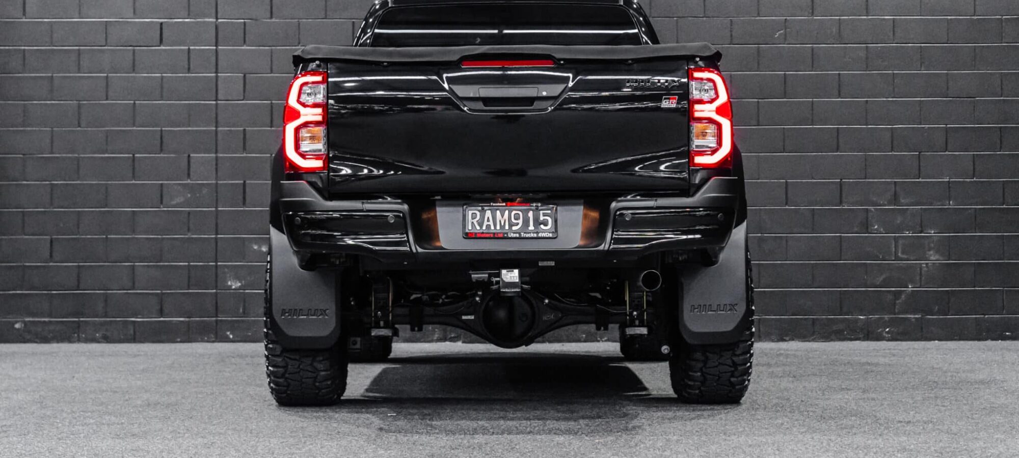 Vehicle Gallery Image