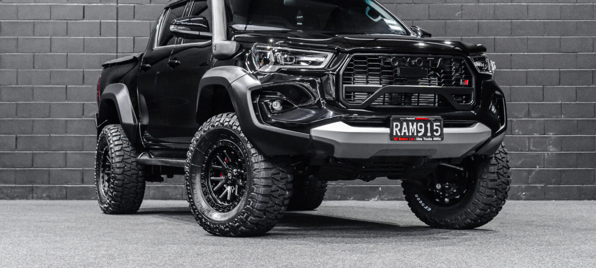 Vehicle Gallery Image