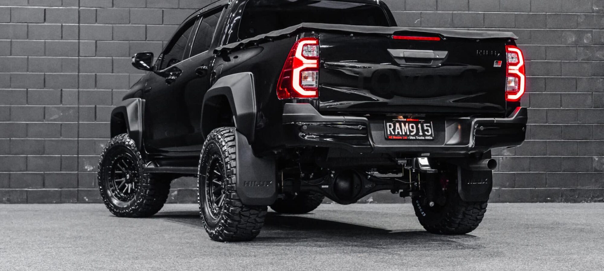 Vehicle Gallery Image