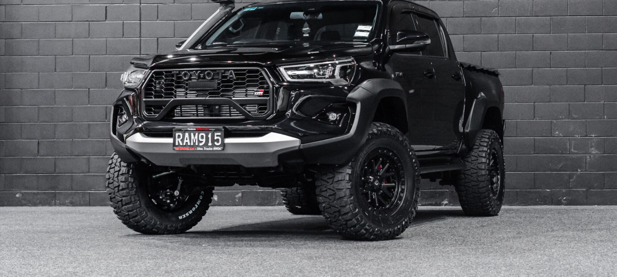 Vehicle Gallery Image