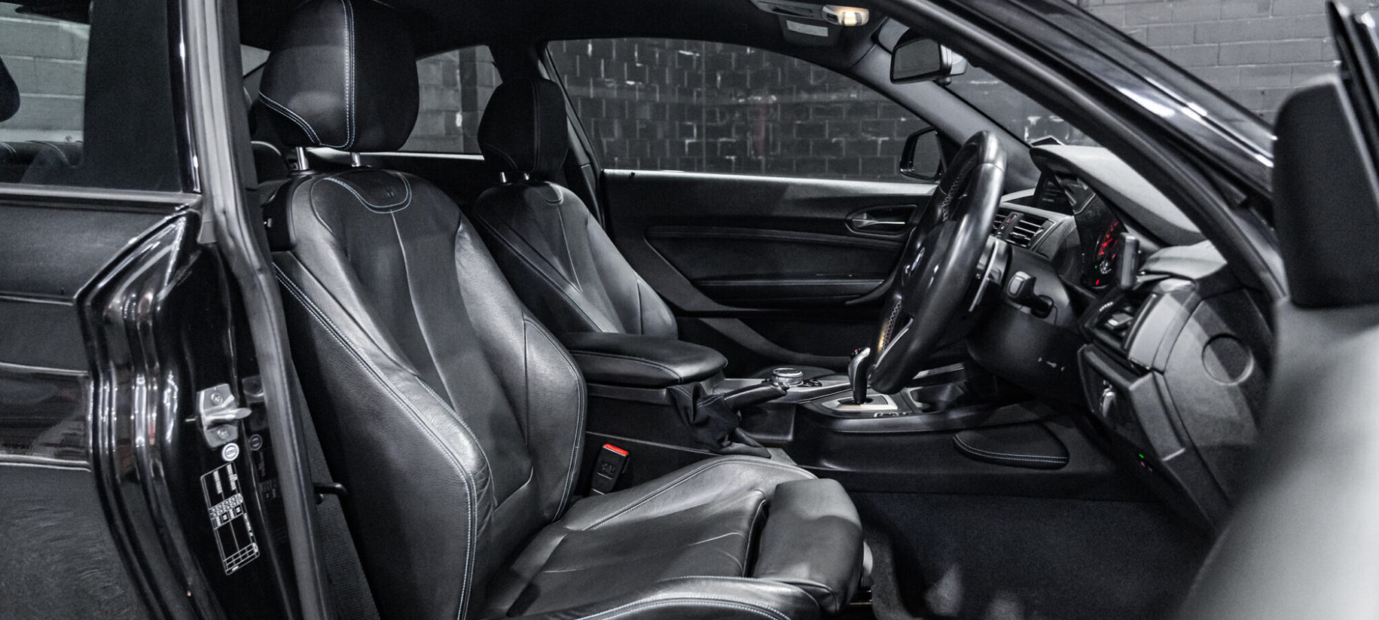 Vehicle Gallery Image