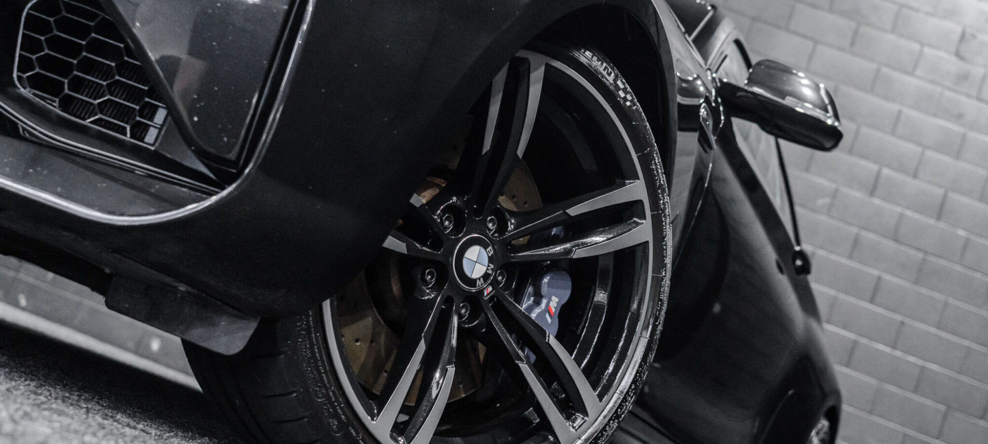 Vehicle Gallery Image