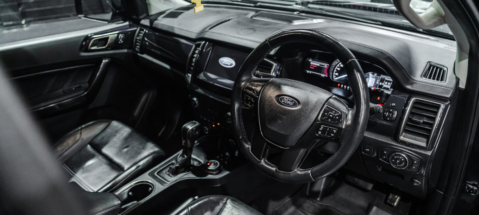 Vehicle Gallery Image