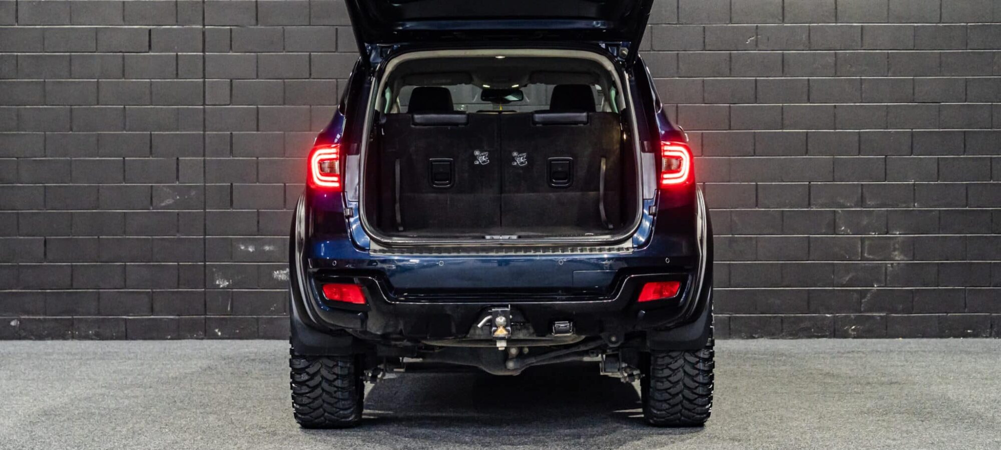 Vehicle Gallery Image