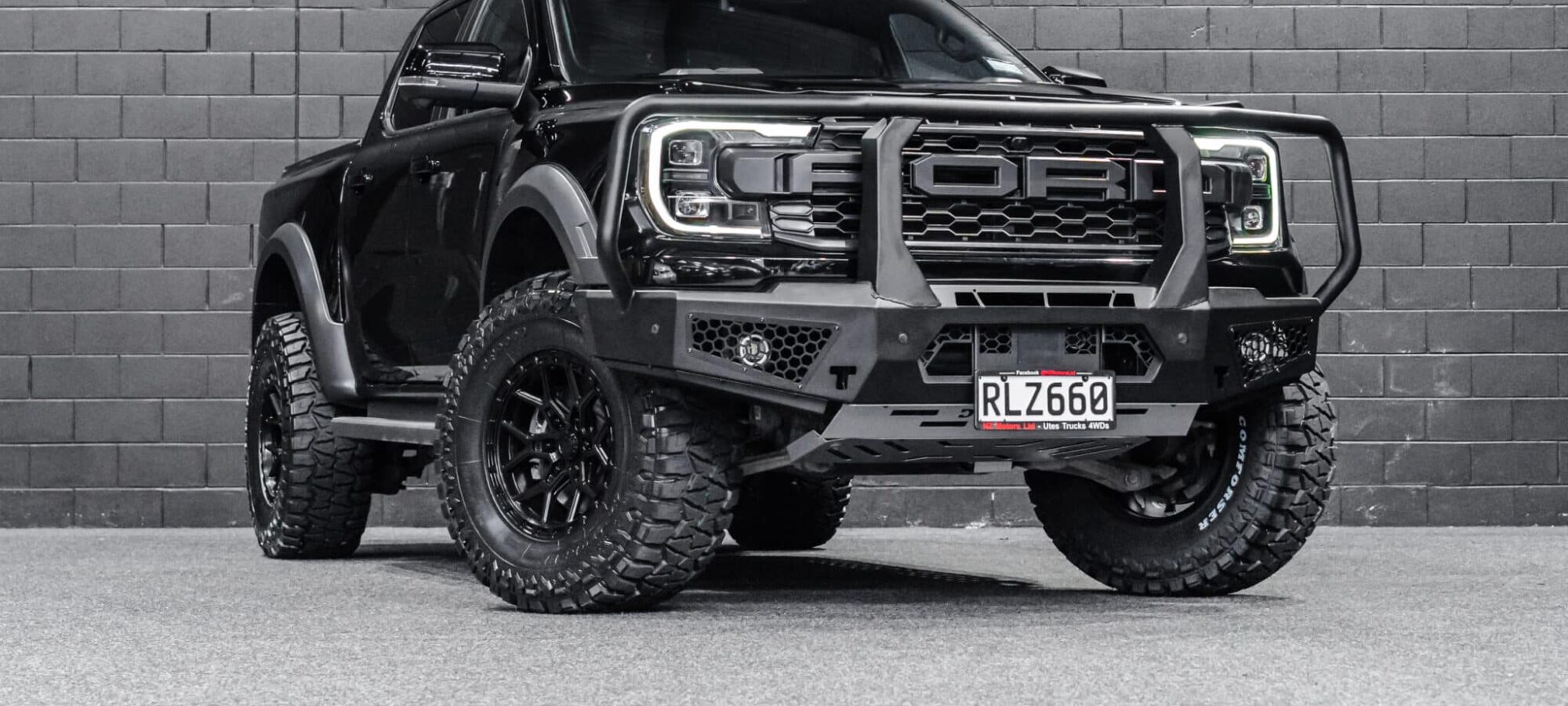 Vehicle Gallery Image