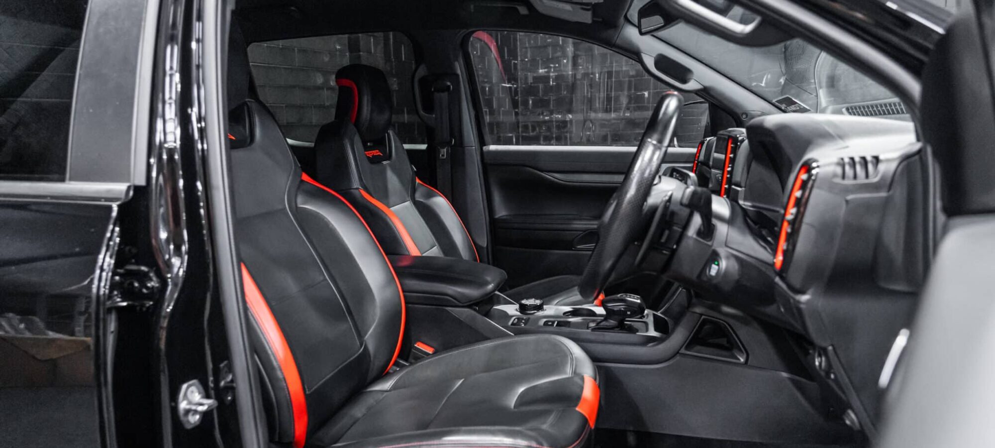 Vehicle Gallery Image