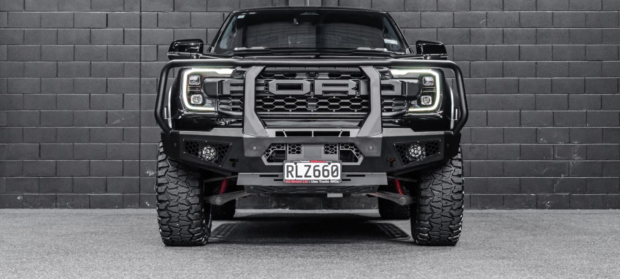 Vehicle Gallery Image