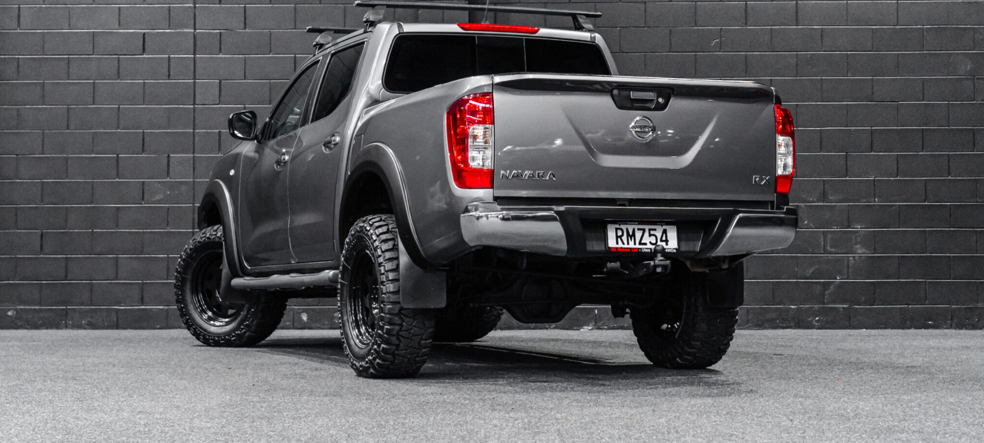 Vehicle Gallery Image