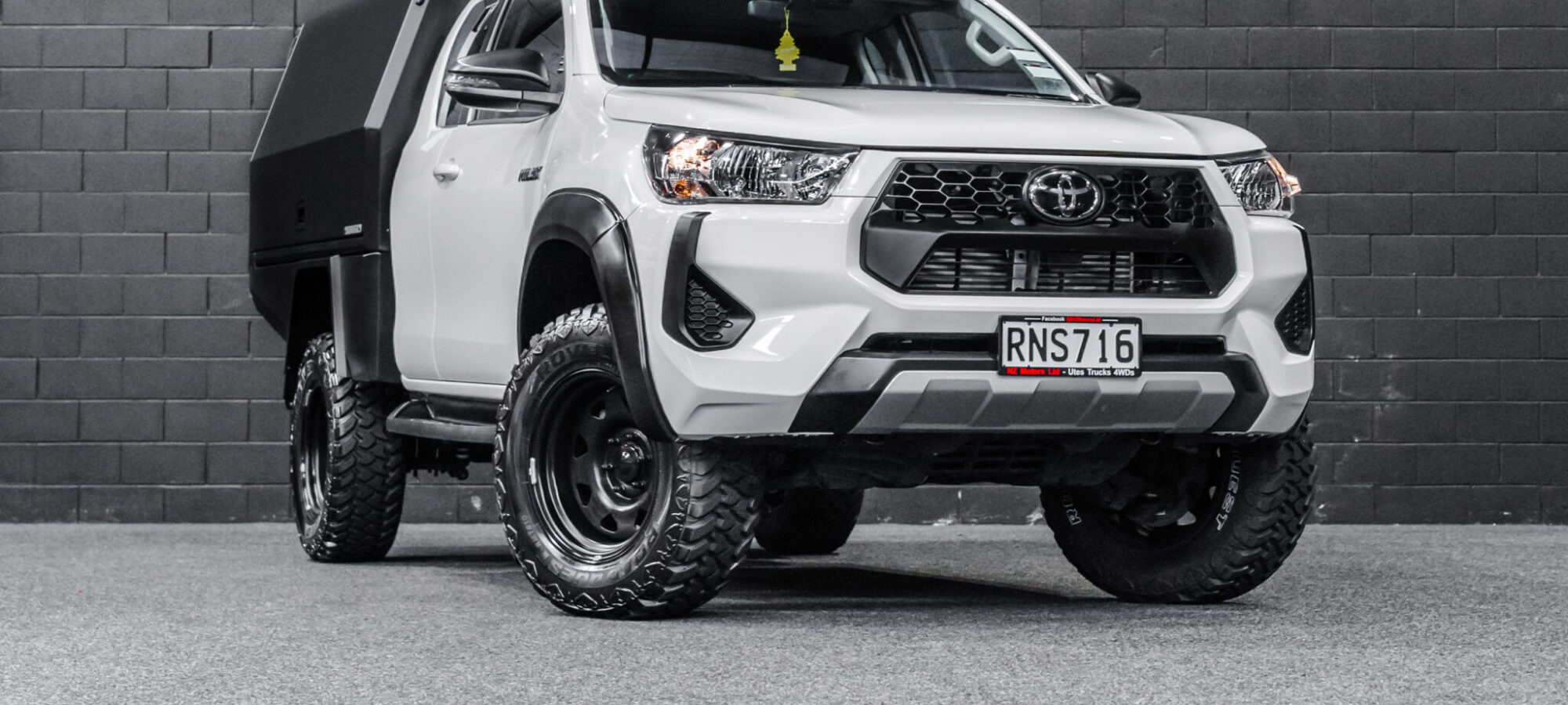 Vehicle Gallery Image