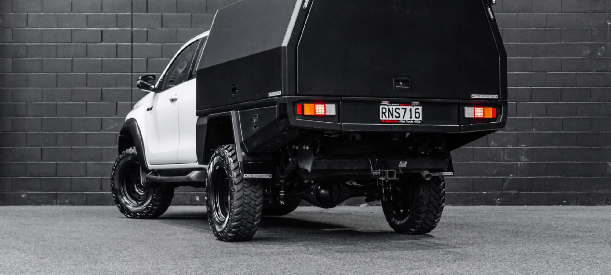 Vehicle Gallery Image