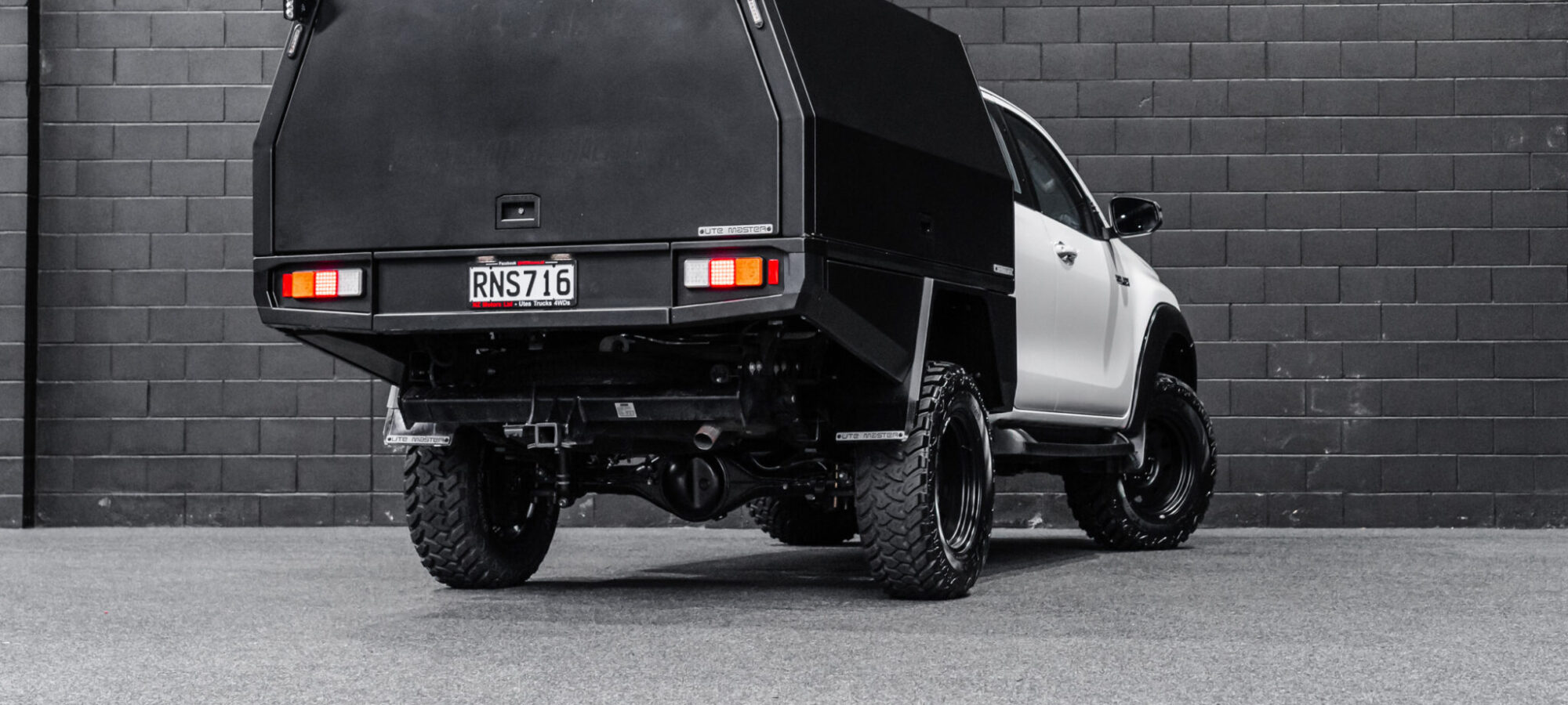 Vehicle Gallery Image