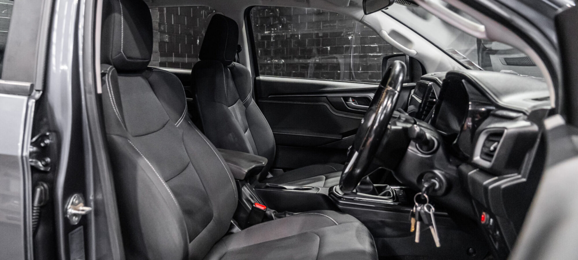 Vehicle Gallery Image