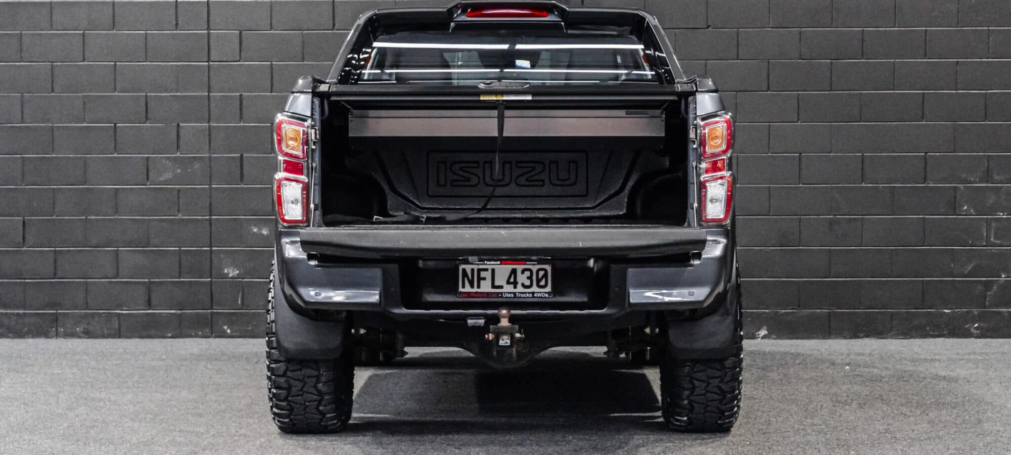 Vehicle Gallery Image