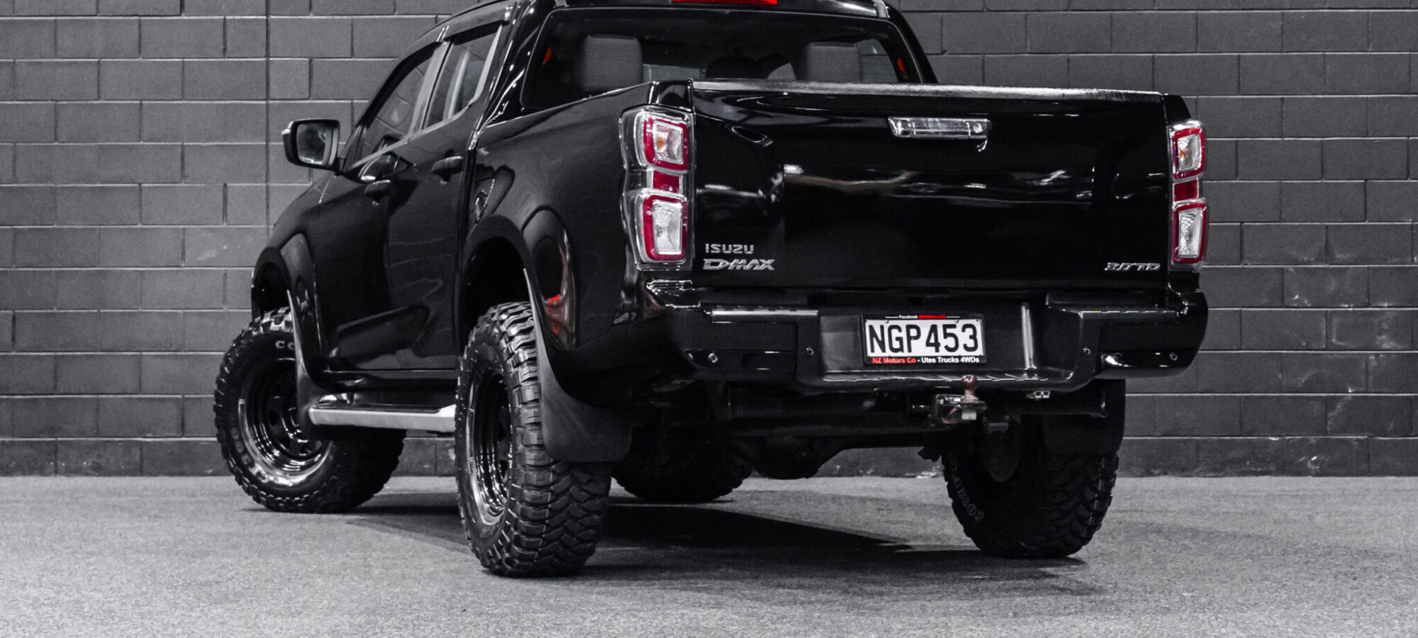 Vehicle Gallery Image