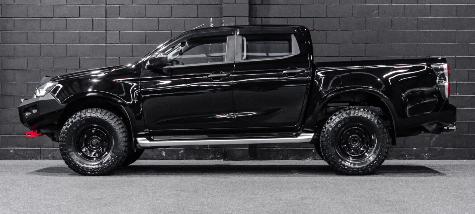 Vehicle Gallery Image