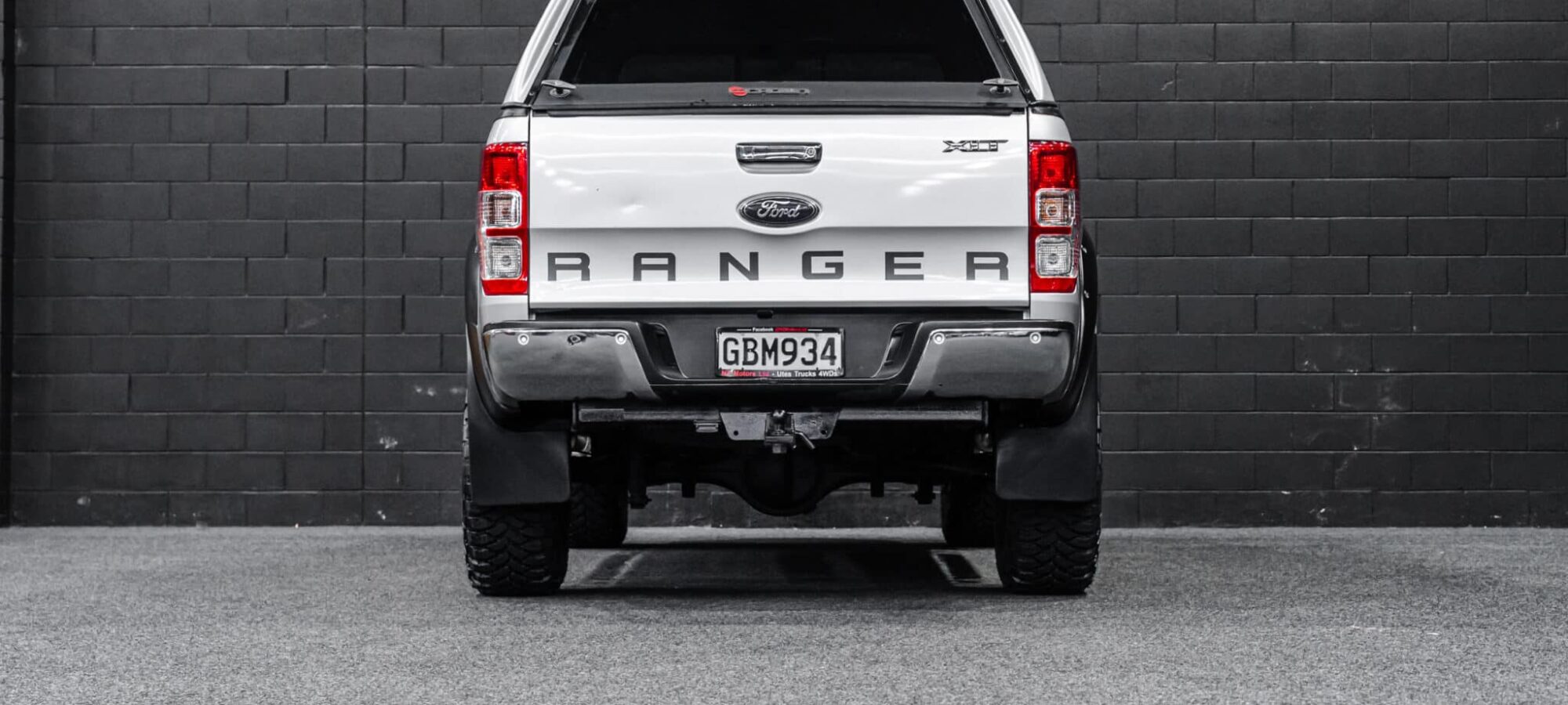 Vehicle Gallery Image