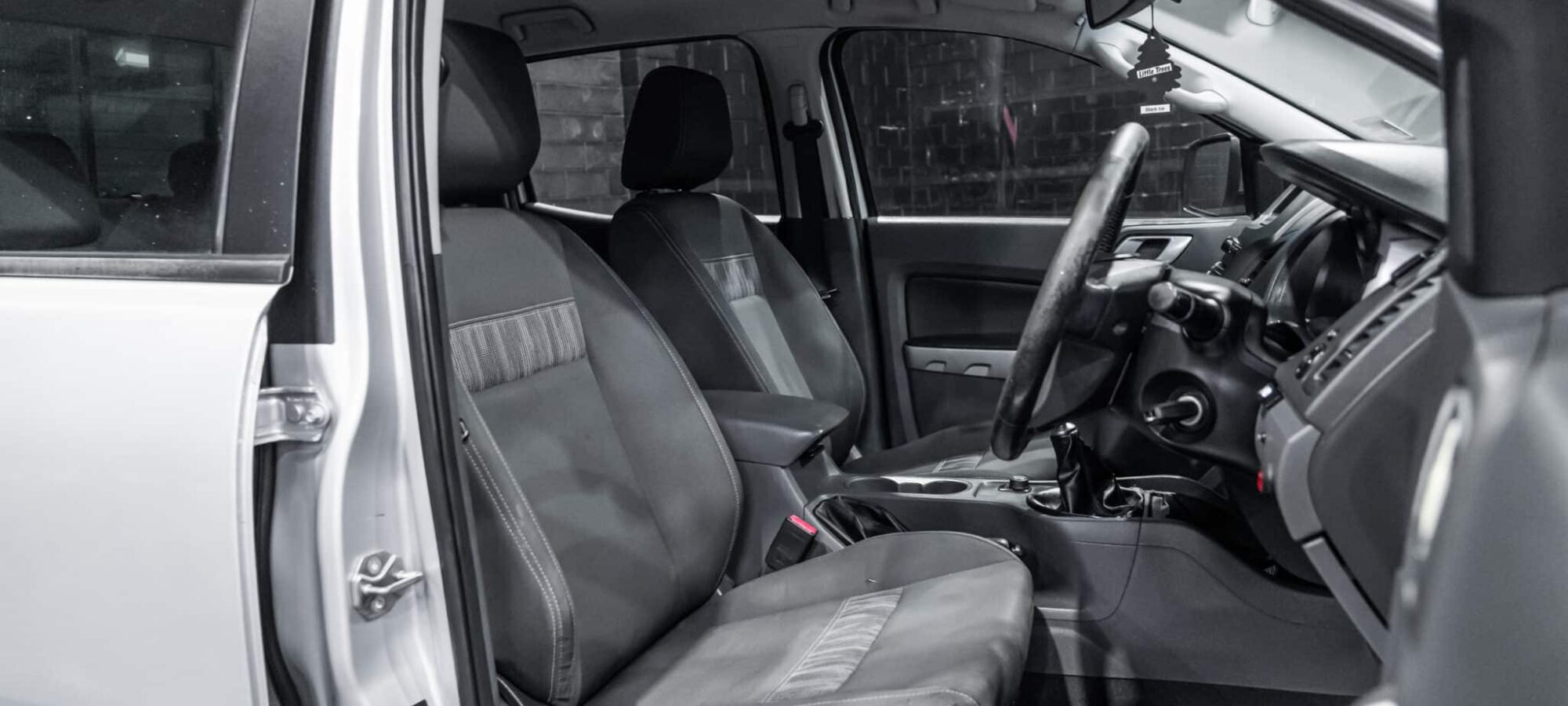 Vehicle Gallery Image