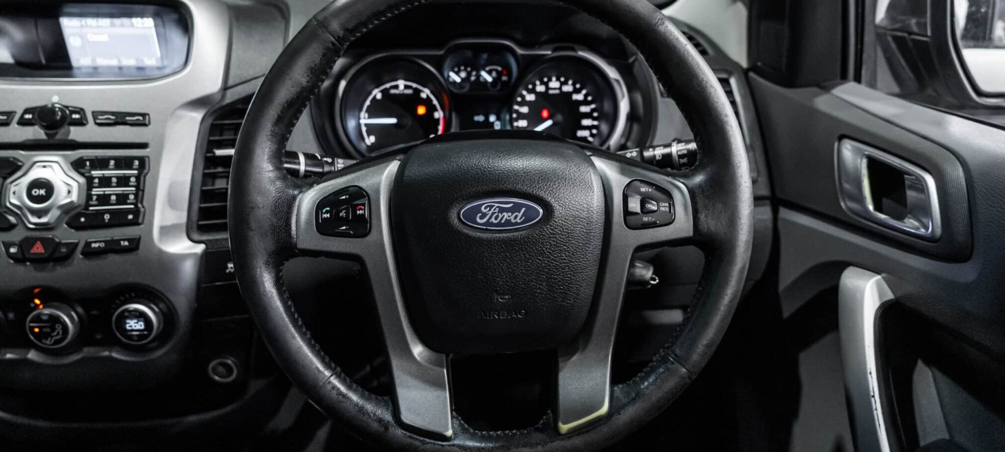 Vehicle Gallery Image