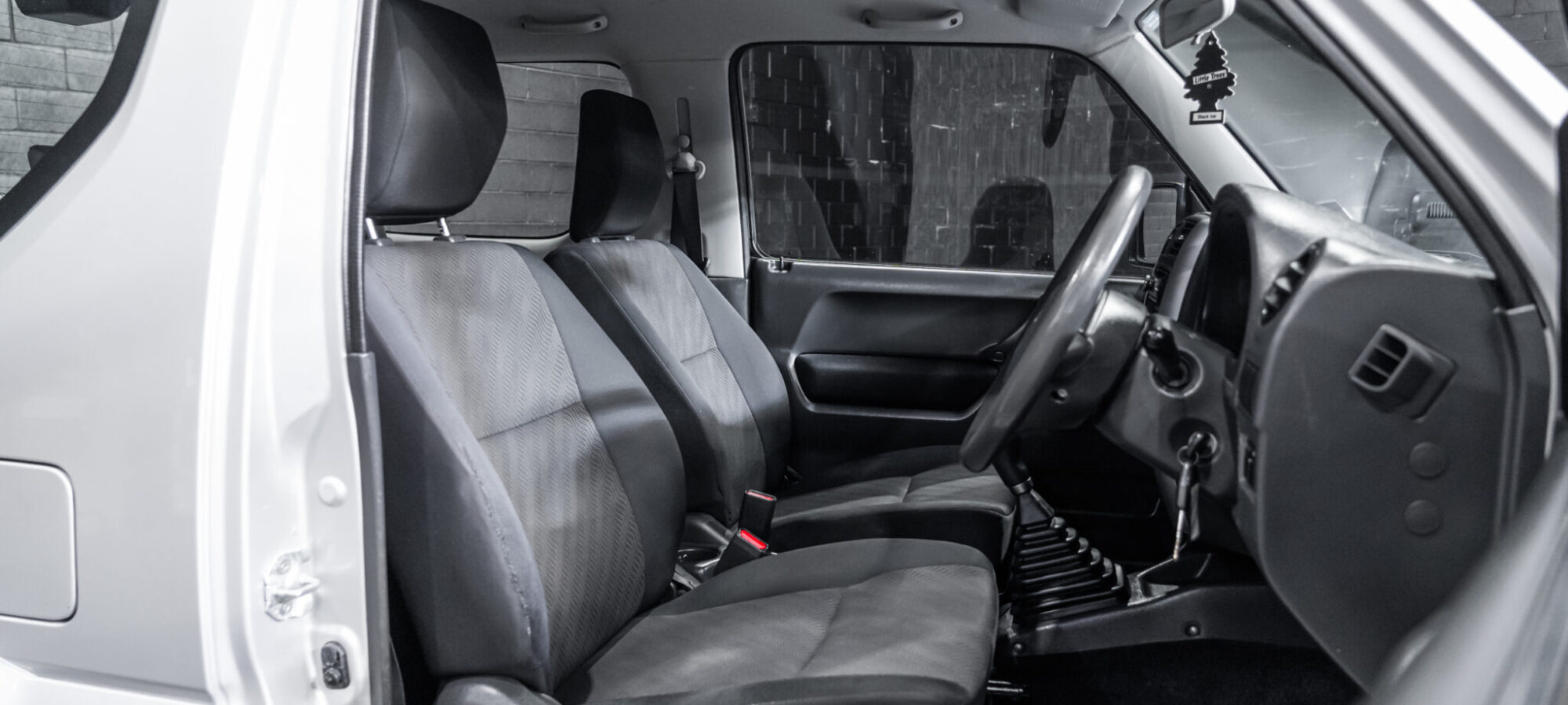 Vehicle Gallery Image