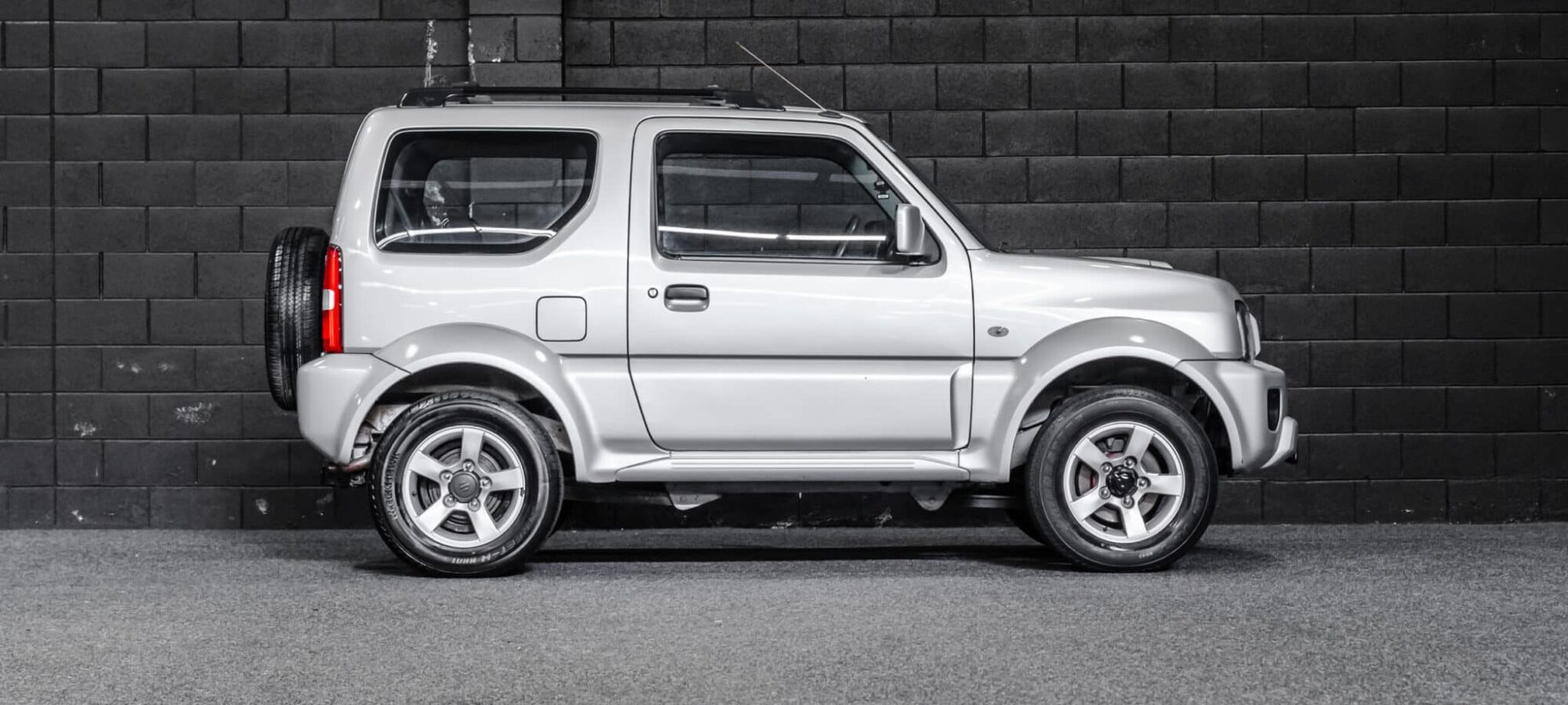 Vehicle Gallery Image